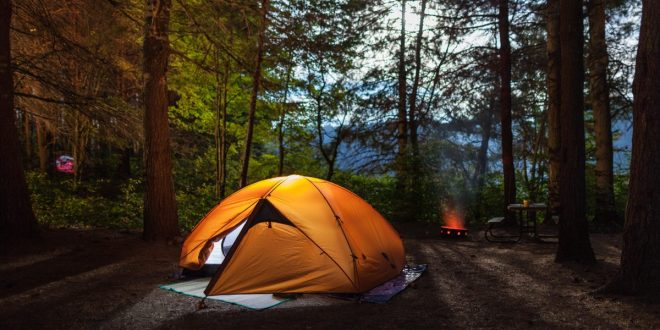 5 Camping Essentials For Beginners